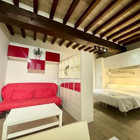 Niki O. Apartments Πάρμα Εξωτερικό φωτογραφία