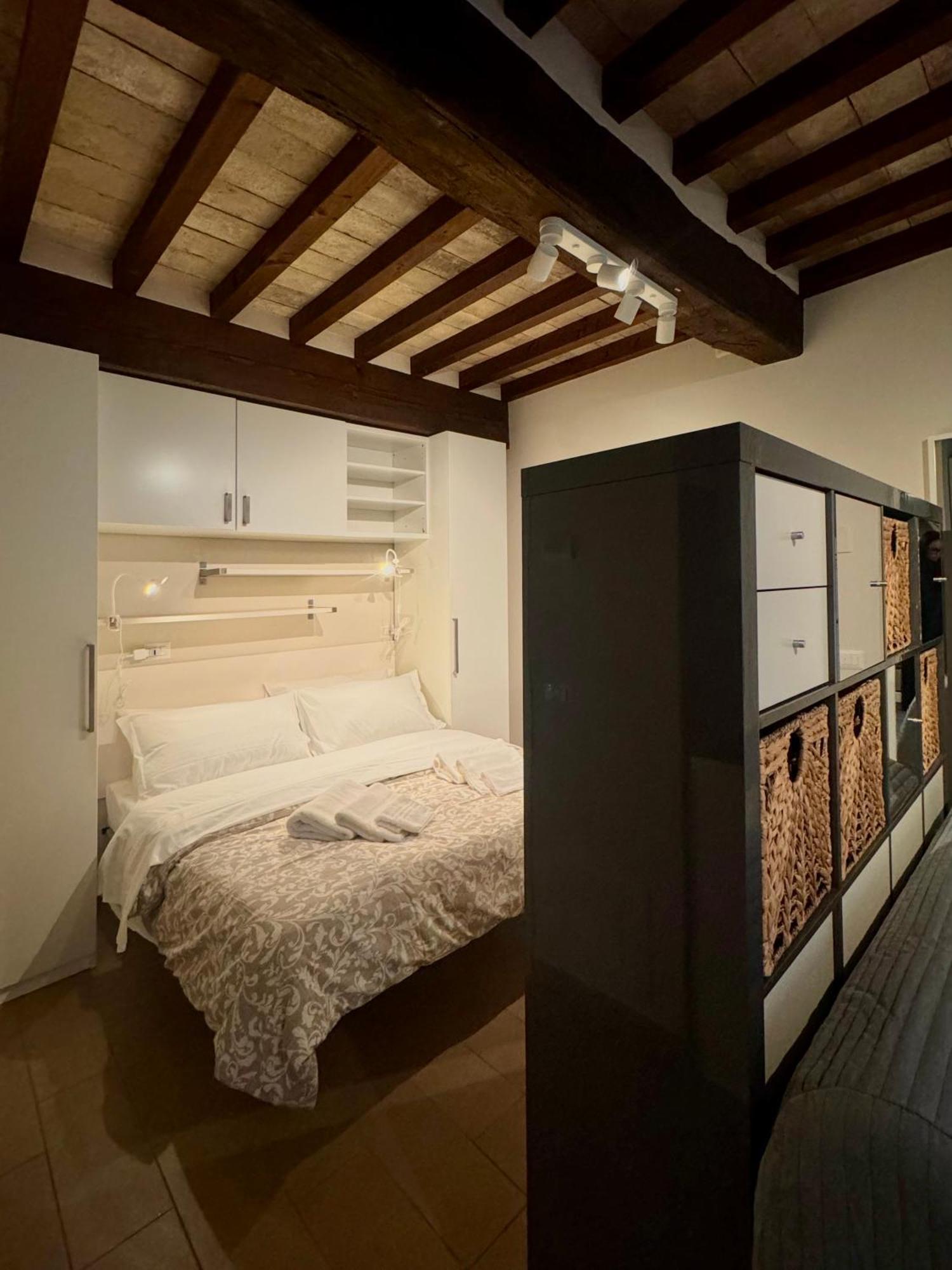 Niki O. Apartments Πάρμα Εξωτερικό φωτογραφία